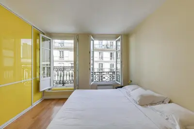 Un ou plusieurs lits dans un hébergement de l'établissement Châtelet, rue Saint Denis 25 - ID 308