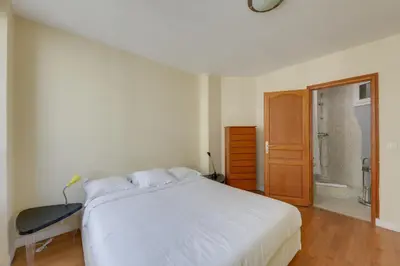 Un ou plusieurs lits dans un hébergement de l'établissement Châtelet, rue Saint Denis 25 - ID 308