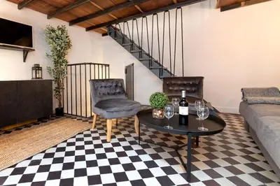 Coin salon dans l'établissement Architect's Triplex - Haut Marais