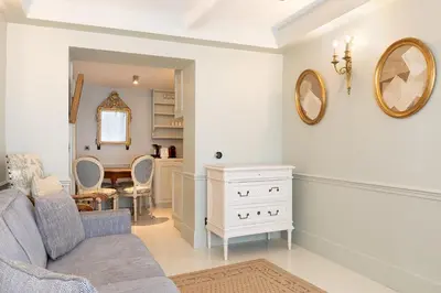 Coin salon dans l'établissement Pick A Flat's Apartments in Saint Germain - Paul-Louis Courier