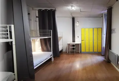 Un ou plusieurs lits dans un hébergement de l'établissement Le Coffice Auberge de Jeunesse