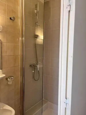 Salle de bains dans l'établissement Hotel Paris Bercy