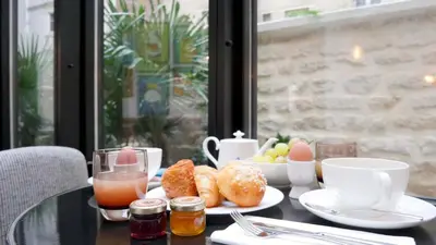 Nourriture dans l'hôtel ou à proximité