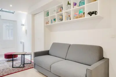 Coin salon dans l'établissement Loft Design - 8 guests - Heart of Paris