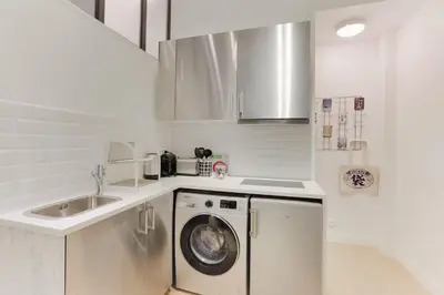 Cuisine ou kitchenette dans l'établissement Design Apartment - 4 guests - Louvre & Opera