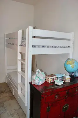 Cuisine ou kitchenette dans l'établissement LE MARAIS 3 Bedrooms APT