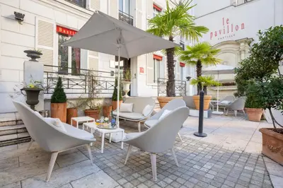 Coin salon dans l'établissement Hôtel Pavillon Bastille