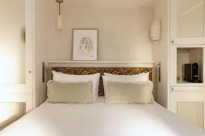 Un ou plusieurs lits dans un hébergement de l'établissement Almarine Eiffel Hotel & Spa by Malone