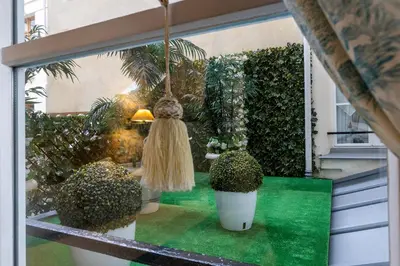Jardin de l'établissement Relais Hôtel du Vieux Paris