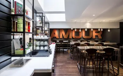 Restaurant ou autre lieu de restauration dans l'établissement Le Général Hôtel