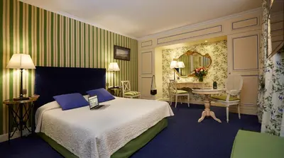Un ou plusieurs lits dans un hébergement de l'établissement Hôtel Beaubourg
