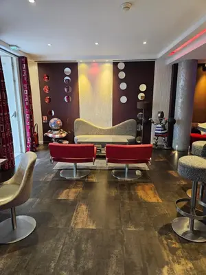 Coin salon dans l'établissement ATN Hôtel