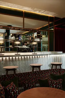 Salon ou bar de l'établissement Hôtel Le Ballu