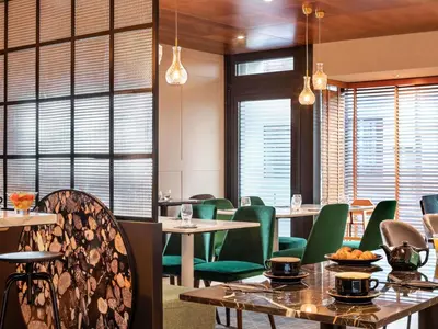 Coin salon dans l'établissement Mercure Paris Montparnasse Pasteur