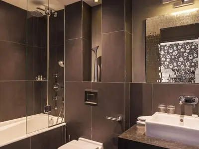 Salle de bains dans l'établissement New Hotel Roblin
