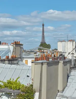 Vue générale sur Paris ou vue de la ville depuis l'hôtel