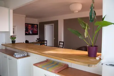 Cuisine ou kitchenette dans l'établissement Moderne et Lumineux