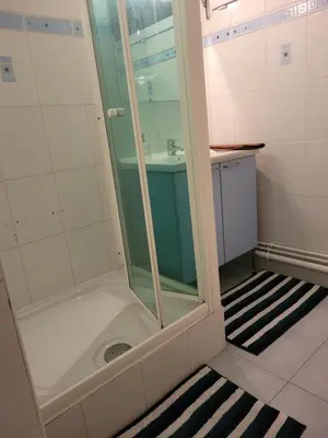 Salle de bains dans l'établissement Moderne et Lumineux