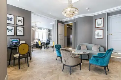 Coin salon dans l'établissement Hotel Saint Christophe