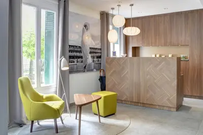 Cuisine ou kitchenette dans l'établissement Best Western Plus 61 Paris Nation Hotel