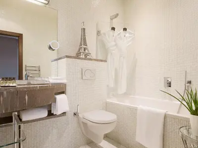 Salle de bains dans l'établissement B Montmartre