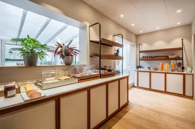Cuisine ou kitchenette dans l'établissement Dièse Hôtel Bastille
