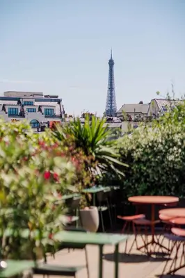 Jardin de l'établissement PLEY Hotel