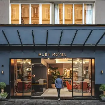 PLEY Hotel