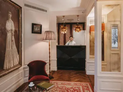 Télévision ou salle de divertissement dans l'établissement Hôtel Maison Malesherbes