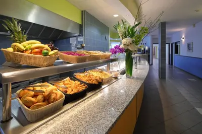 Nourriture dans l'hôtel ou à proximité