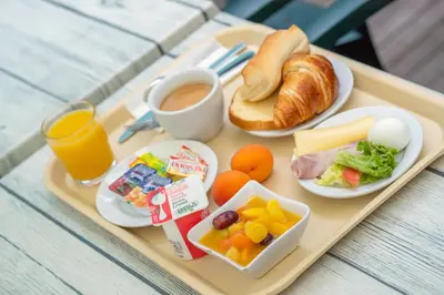 Nourriture dans l'hôtel ou à proximité