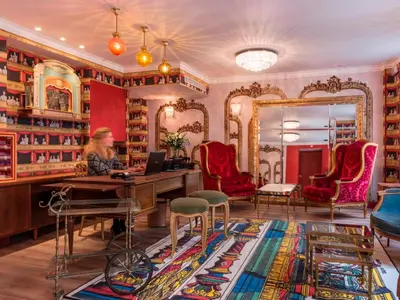 Coin salon dans l'établissement Hotel Sacha