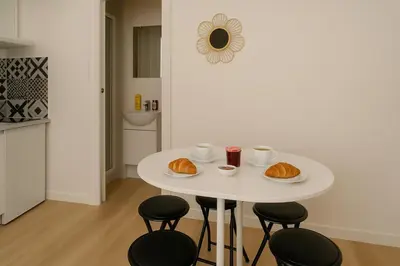 Cuisine ou kitchenette dans l'établissement Métro Gambetta