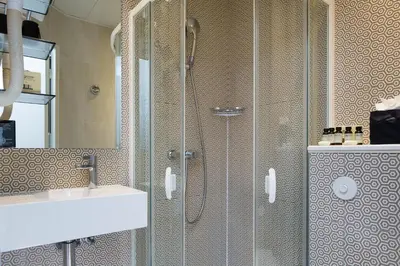 Salle de bains dans l'établissement Hotel Design Sorbonne