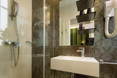 Salle de bains dans l'établissement Hotel Design Sorbonne