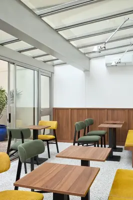 Coin salon dans l'établissement Timhotel Nation