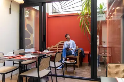 Clients de l'établissement Hotel Elysees 8