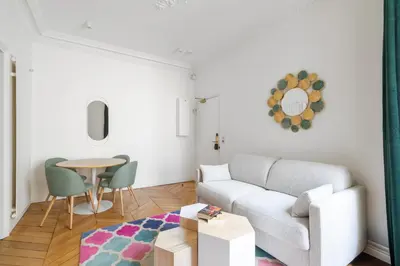 Coin salon dans l'établissement HotelHome Paris 16