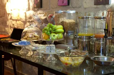Nourriture dans l'hôtel ou à proximité