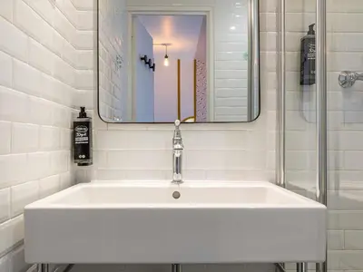 Salle de bains dans l'établissement ibis Styles Paris Eiffel Cambronne