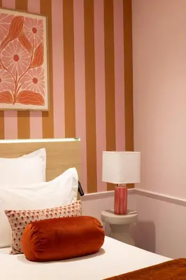 Un ou plusieurs lits dans un hébergement de l'établissement Hotel La Folie des Pres - Saint-Germain-des-Pres