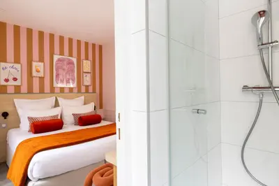 Salle de bains dans l'établissement Hotel La Folie des Pres - Saint-Germain-des-Pres