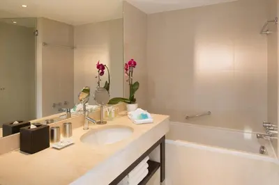 Salle de bains dans l'établissement Garden-Elysée