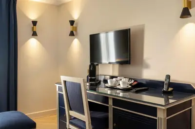 Cuisine ou kitchenette dans l'établissement Queen Mary Opera