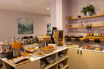 Nourriture dans l'hôtel ou à proximité