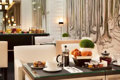 Nourriture dans l'hôtel ou à proximité