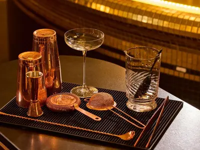 Boissons dans l'établissement l'Echiquier Opéra Hotel Paris - MGallery Collection