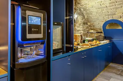 Cuisine ou kitchenette dans l'établissement Trianon Gare de Lyon