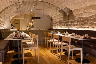 Restaurant ou autre lieu de restauration dans l'établissement Best Western Plus Bretagne Montparnasse