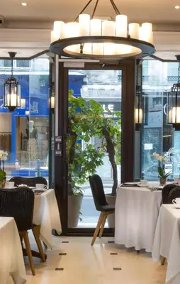 Restaurant ou autre lieu de restauration dans l'établissement Dauphine Saint Germain